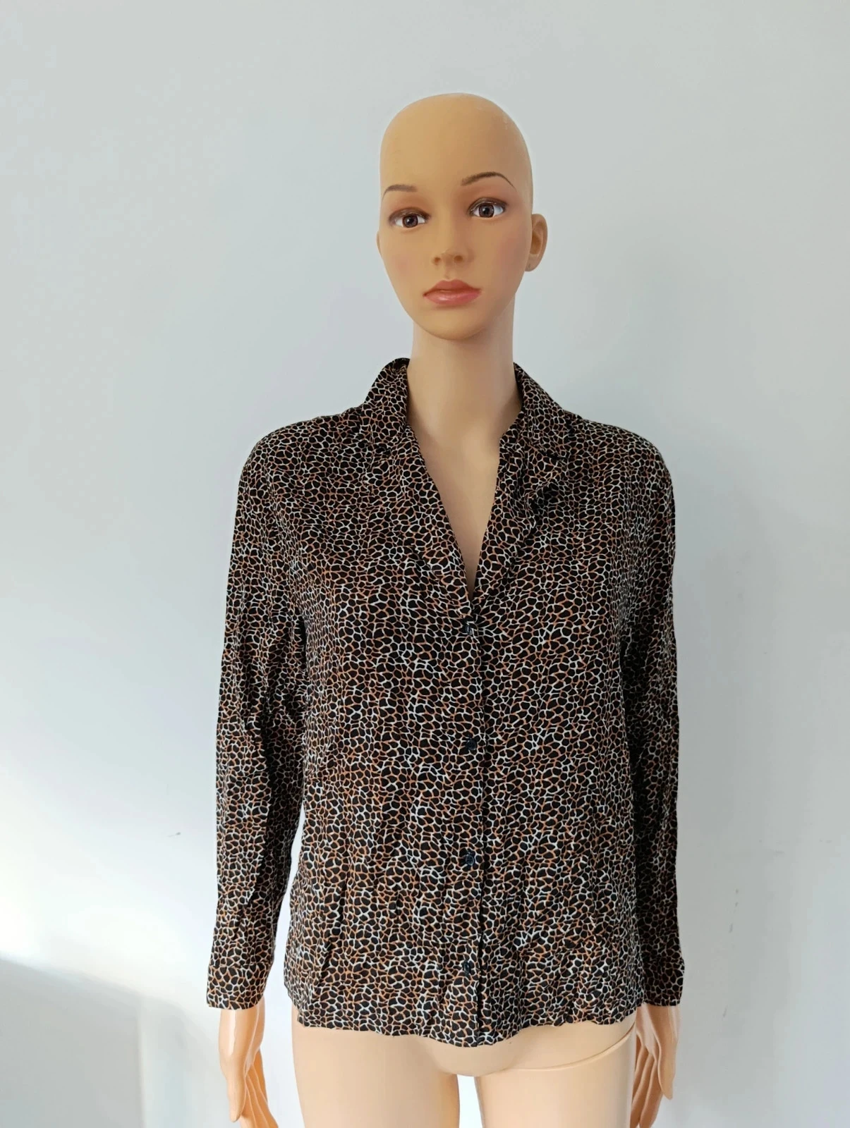 Chemisier Pull&Bear XS imprimé animal 100% viscose manches longues